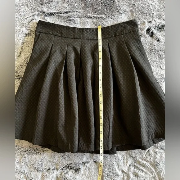 EUC Metaphor Elegant Black Pleated Mini Skater Skirt Pockets Lined Size 4 Small - Picture 14 of 15